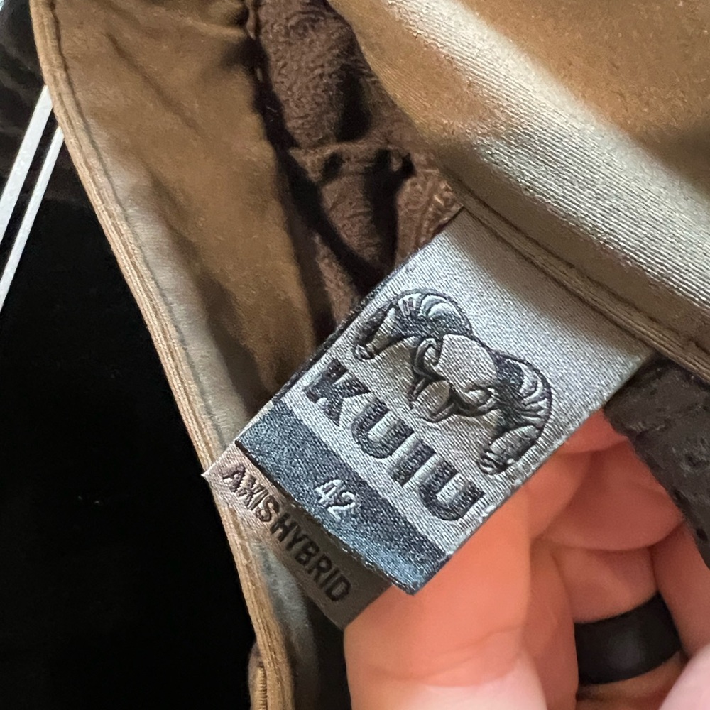 42 Kuiu Axis Hybrid Pants. Ash